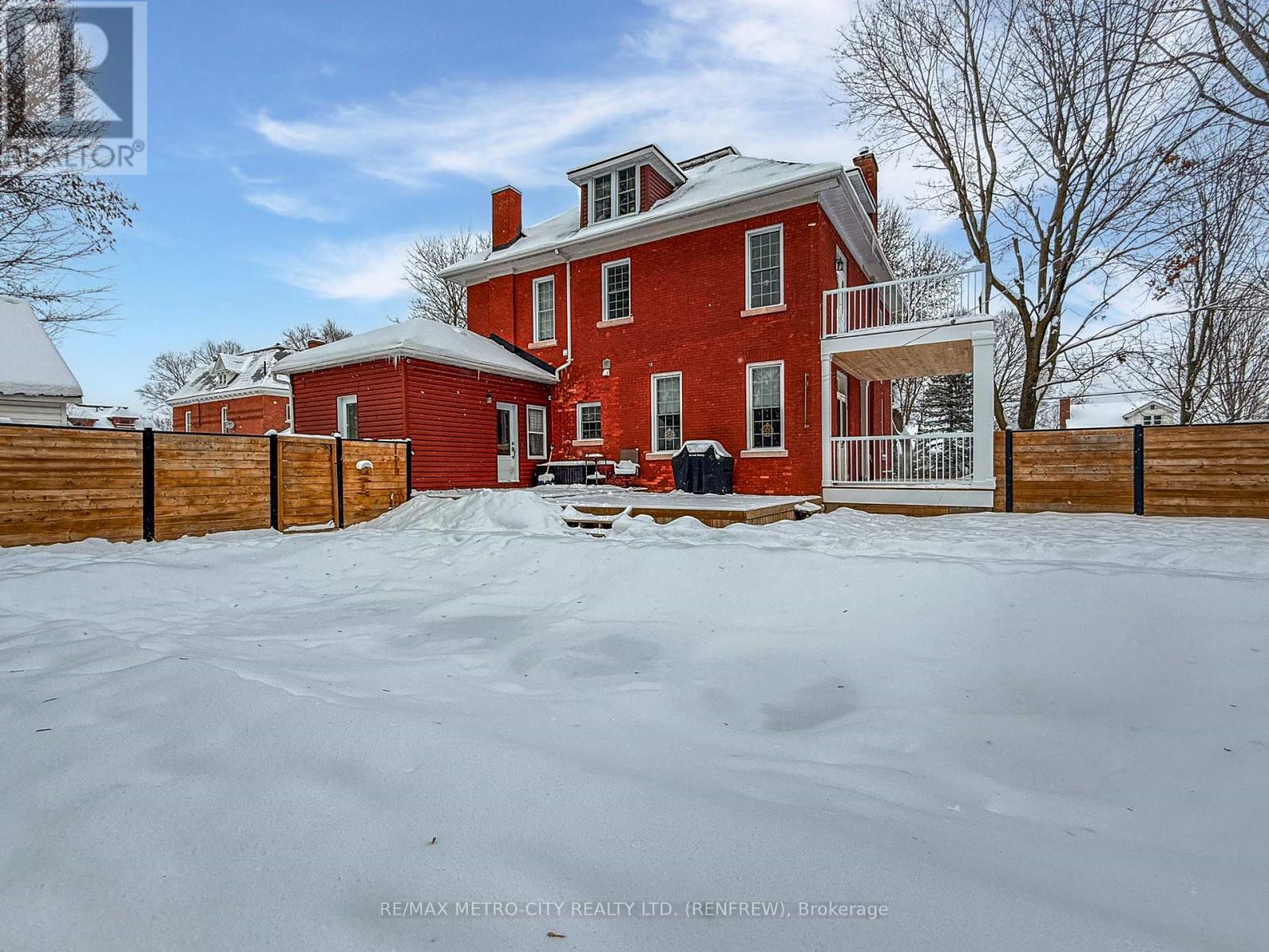 298 Barr Street, Renfrew, Ontario  K7V 1J8 - Photo 37 - X12434344