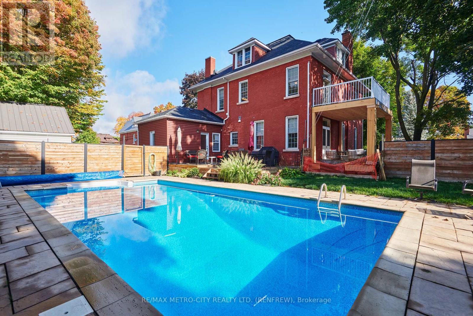 298 Barr Street, Renfrew, Ontario  K7V 1J8 - Photo 39 - X12434344