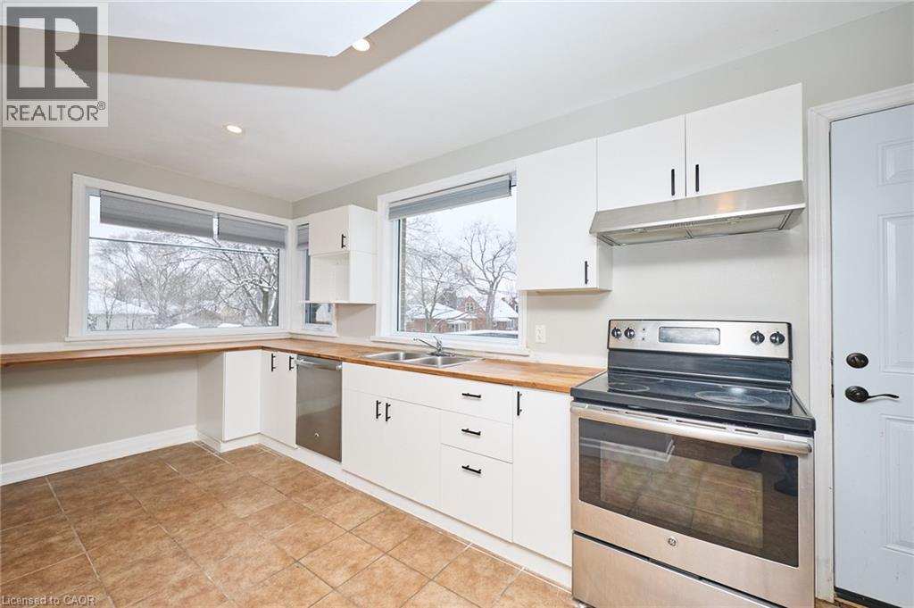 229 East 13th Street Unit# Upper, Hamilton, Ontario L9A 1R2 - Photo 11 - 40792092