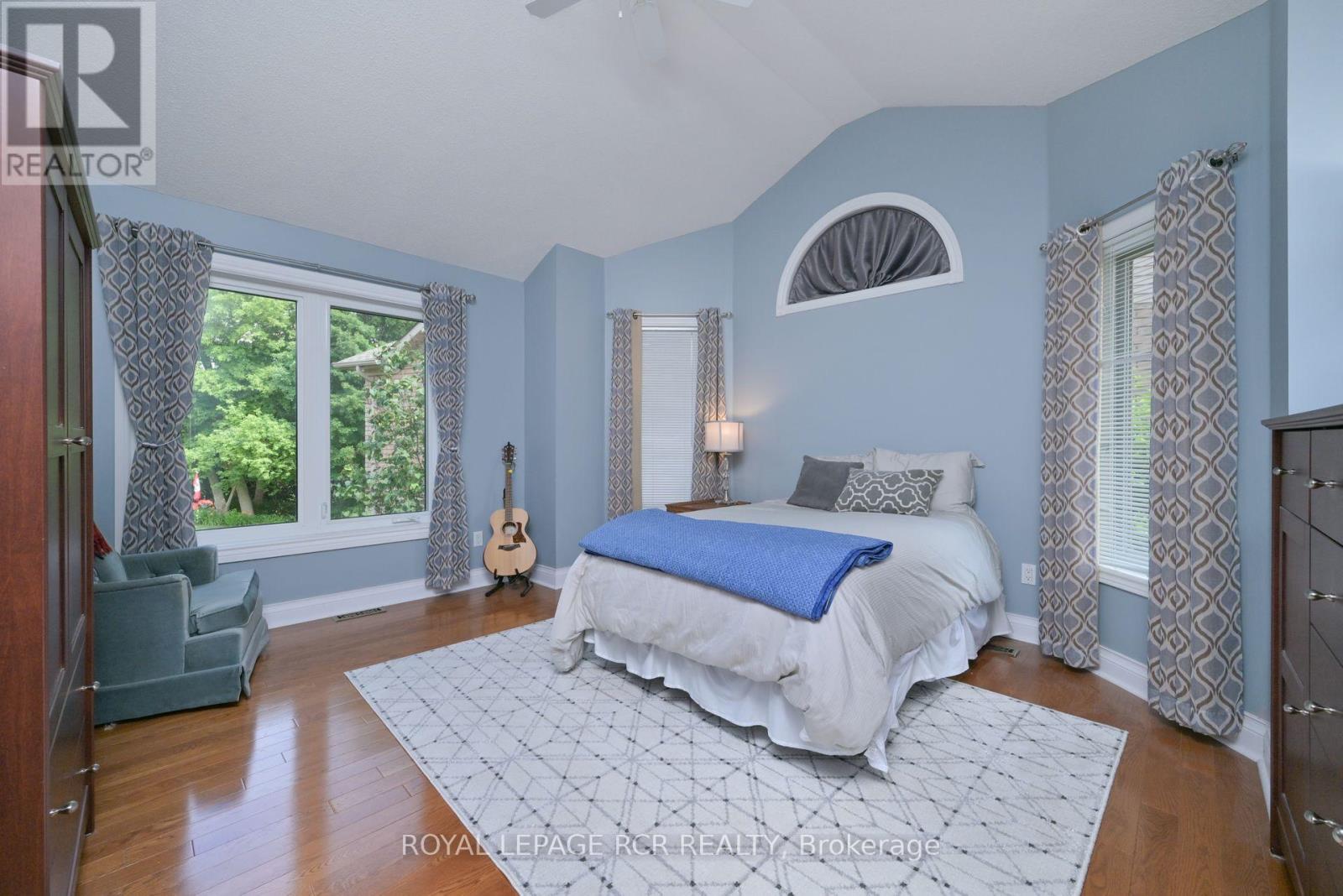 43 Bella Vista Trail, New Tecumseth, Ontario  L9R 2C7 - Photo 18 - N12425877