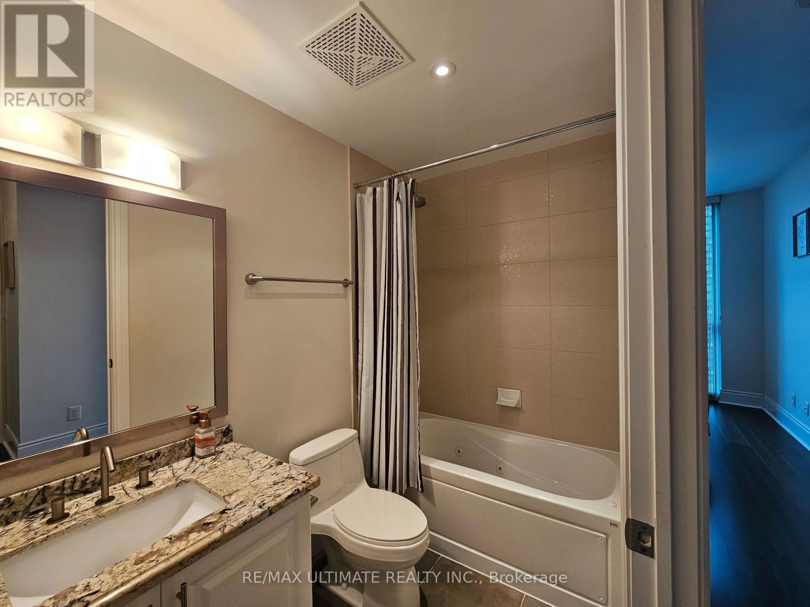 4901 - 33 Bay Street, Toronto (Waterfront Communities), Ontario  M5J 2Z3 - Photo 17 - C12631738