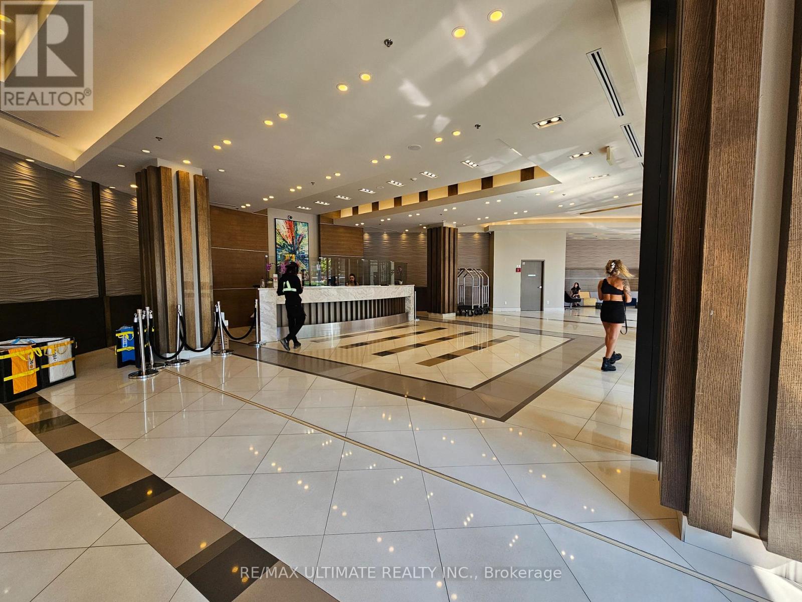 4901 - 33 Bay Street, Toronto (Waterfront Communities), Ontario  M5J 2Z3 - Photo 2 - C12631738