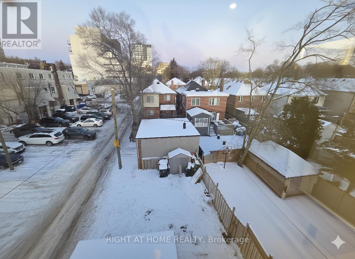 3 - 55 Camberwell Road, Toronto, Ontario  M6C 3E7 - Photo 19 - C12631742