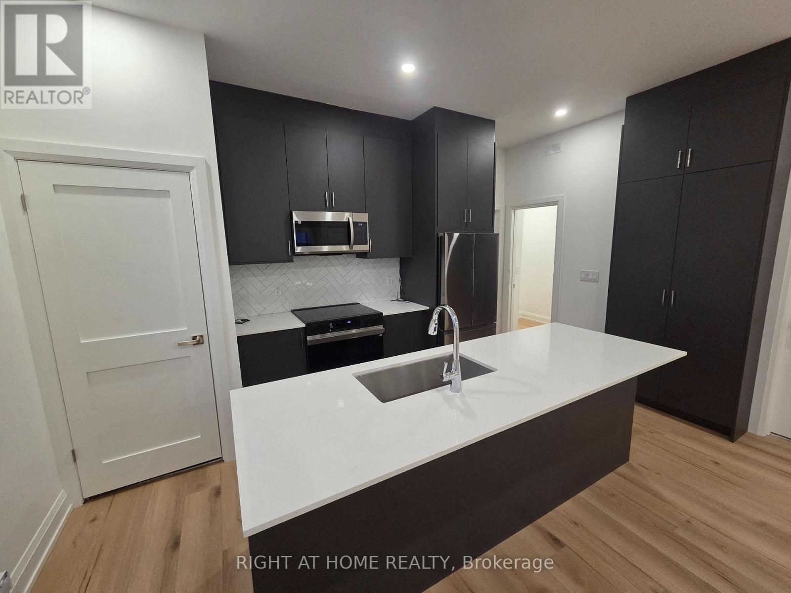 3 - 55 Camberwell Road, Toronto, Ontario  M6C 3E7 - Photo 3 - C12631742