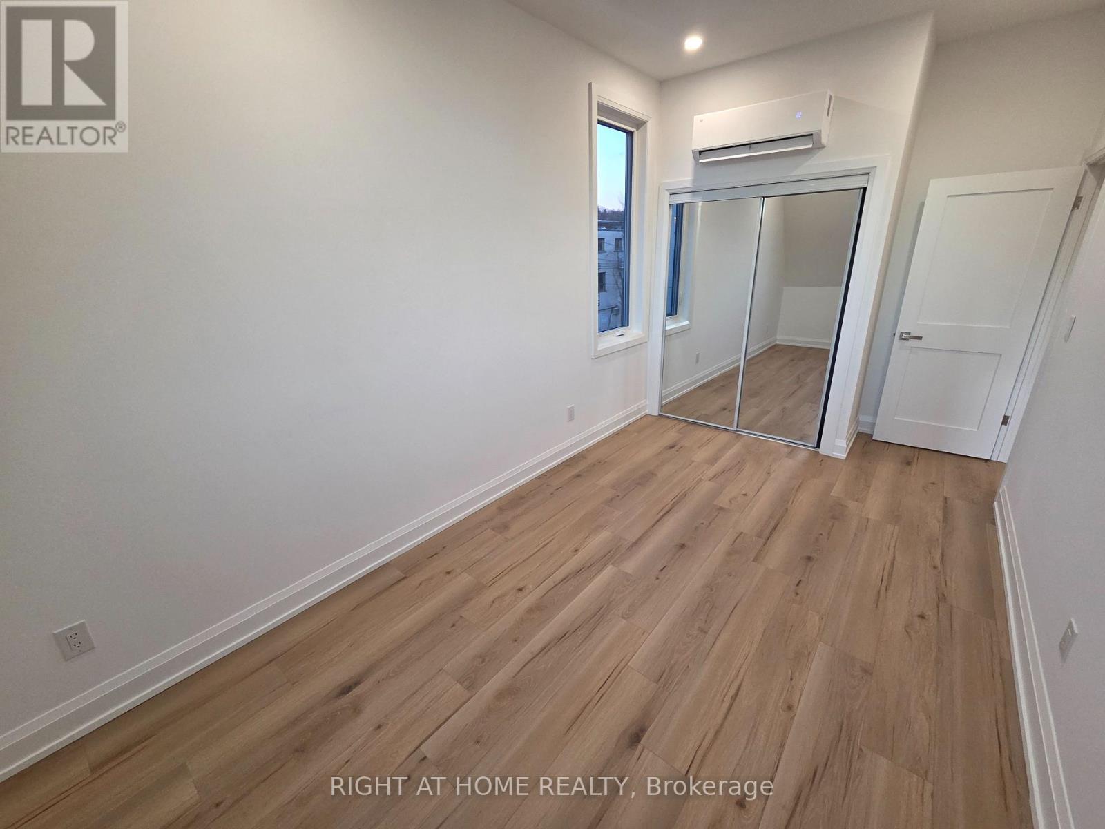 3 - 55 Camberwell Road, Toronto, Ontario  M6C 3E7 - Photo 8 - C12631742