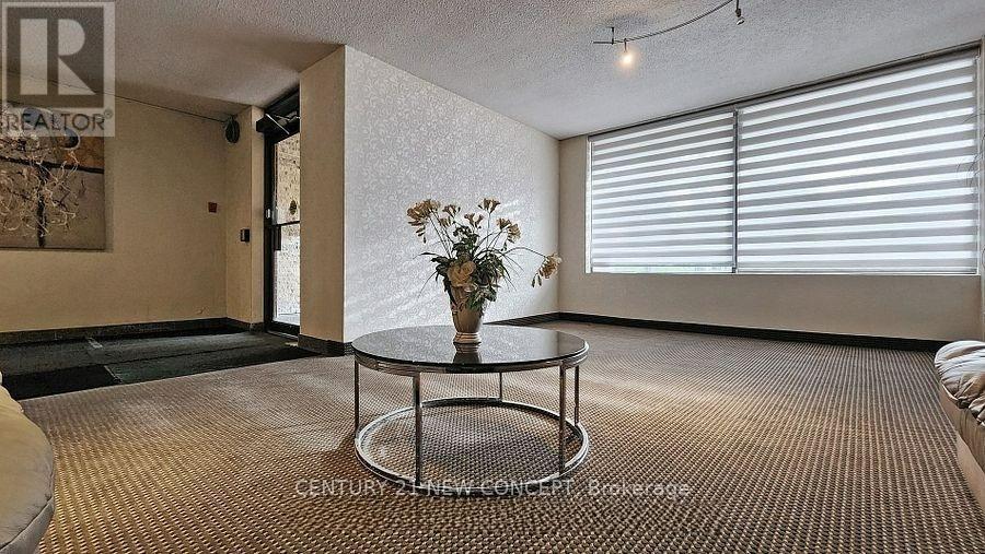 101 - 7451 Yonge Street, Markham, Ontario  L3T 2B4 - Photo 22 - N12631752