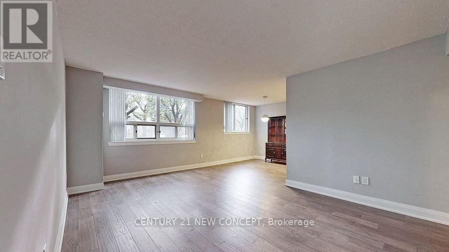 101 - 7451 Yonge Street, Markham, Ontario  L3T 2B4 - Photo 25 - N12631752