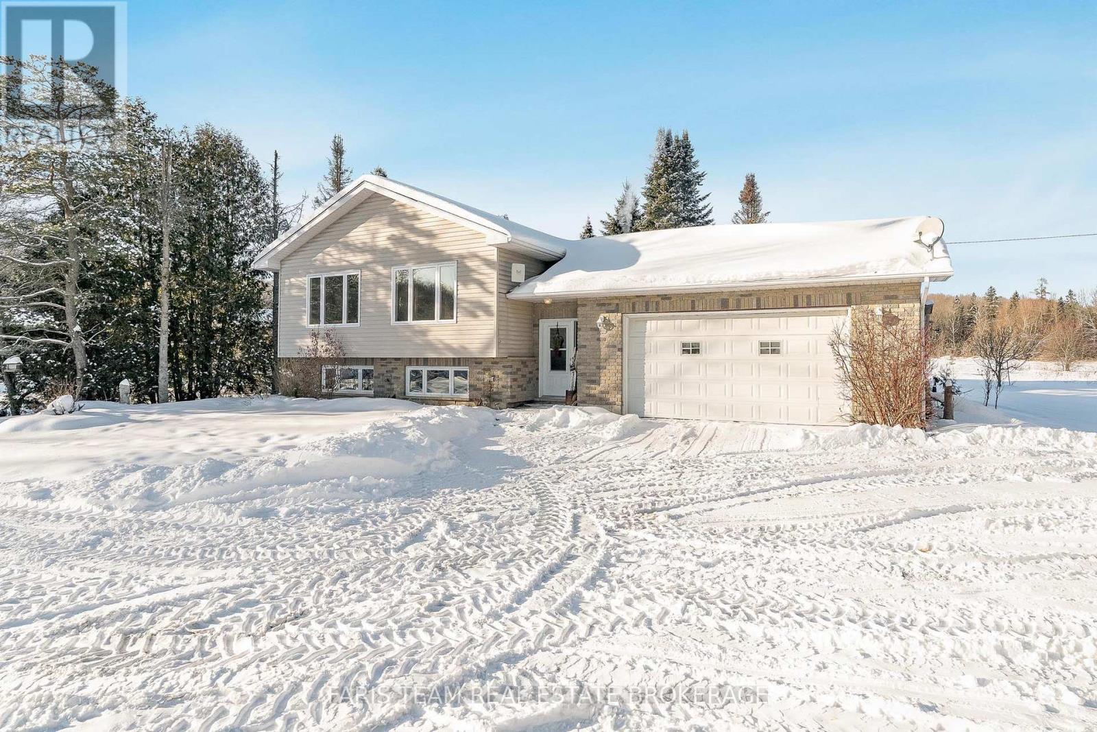 3400 Reservoir Road, Severn (Coldwater), Ontario  L0K 1E0 - Photo 3 - S12631746