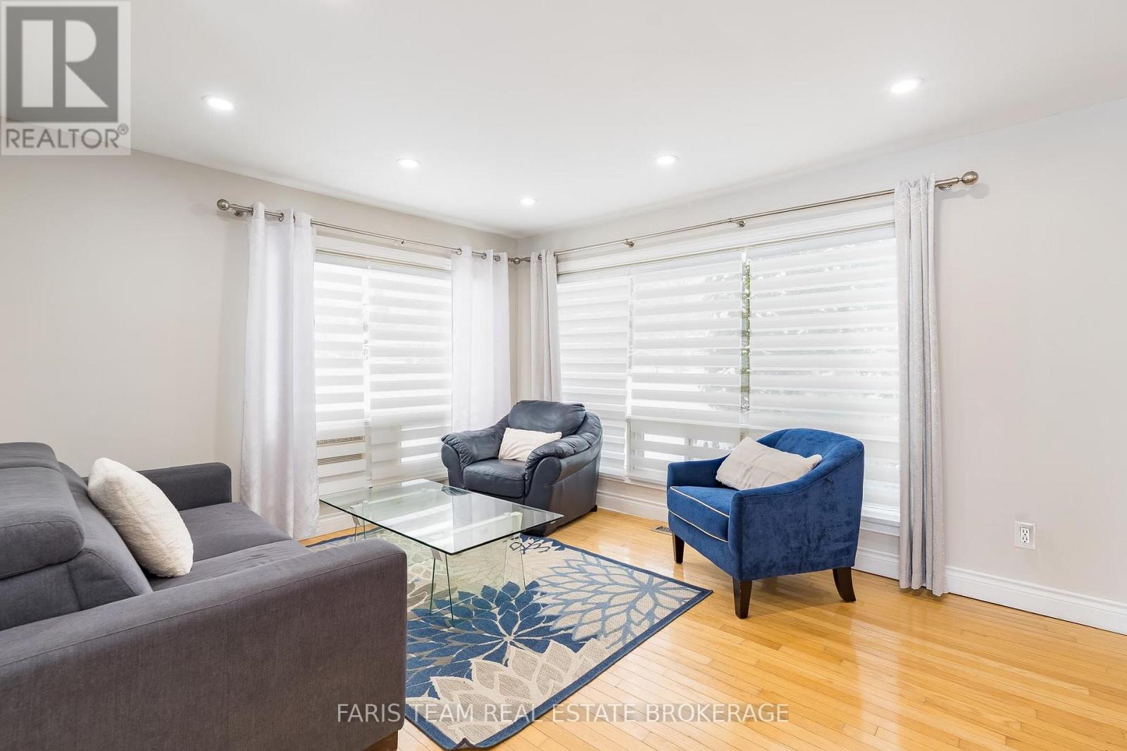 137 1st Avenue, Tay (Port Mcnicoll), Ontario  L0K 1R0 - Photo 11 - S12631778