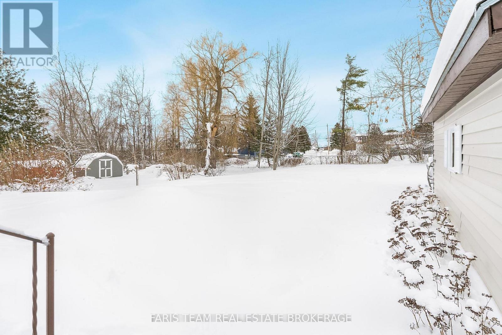 137 1st Avenue, Tay (Port Mcnicoll), Ontario  L0K 1R0 - Photo 22 - S12631778