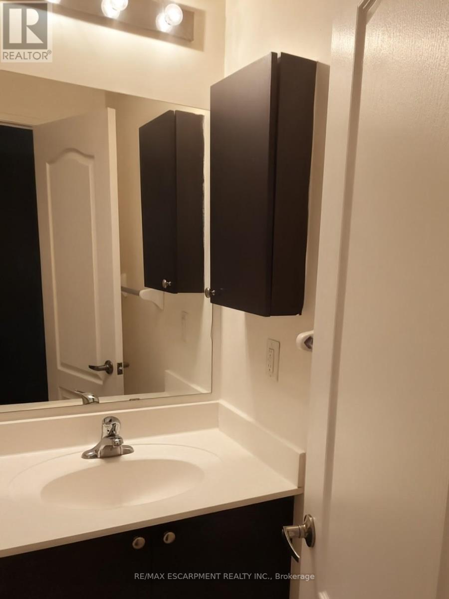 8 - 2579 Sixth Line, Oakville, Ontario  L6H 0H7 - Photo 10 - W12631750