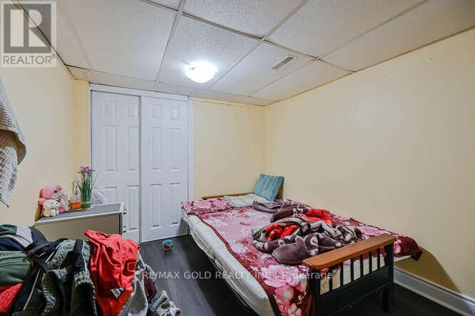 3274 Clara Drive, Mississauga (Malton), Ontario  L4T 2C7 - Photo 32 - W12631768