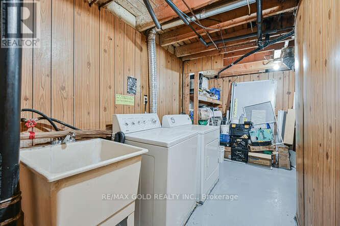 3274 Clara Drive, Mississauga (Malton), Ontario  L4T 2C7 - Photo 35 - W12631768