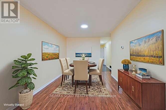 3274 Clara Drive, Mississauga (Malton), Ontario  L4T 2C7 - Photo 7 - W12631768