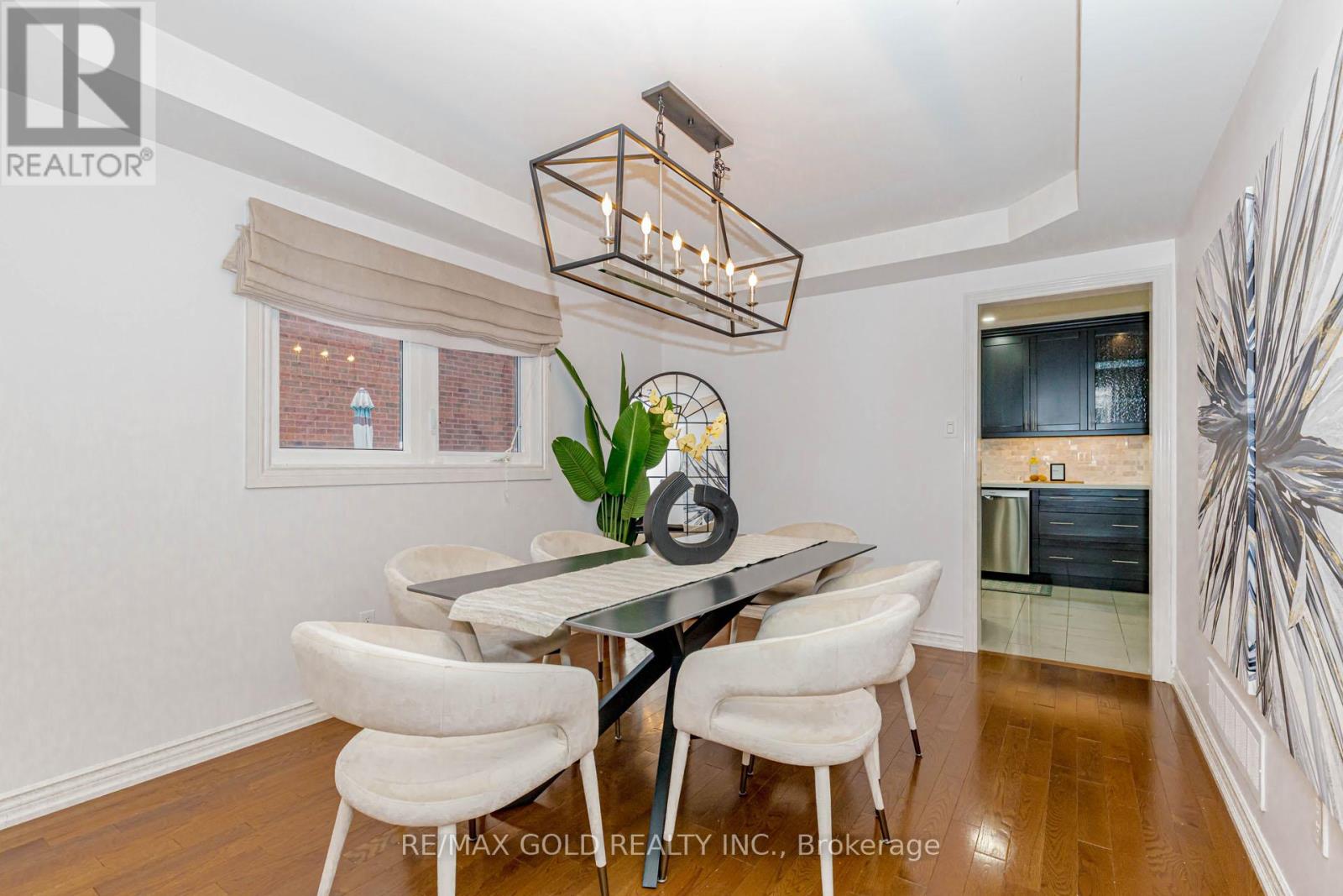 38 Esposito Drive, Caledon, Ontario  L7E 1T4 - Photo 11 - W12631772