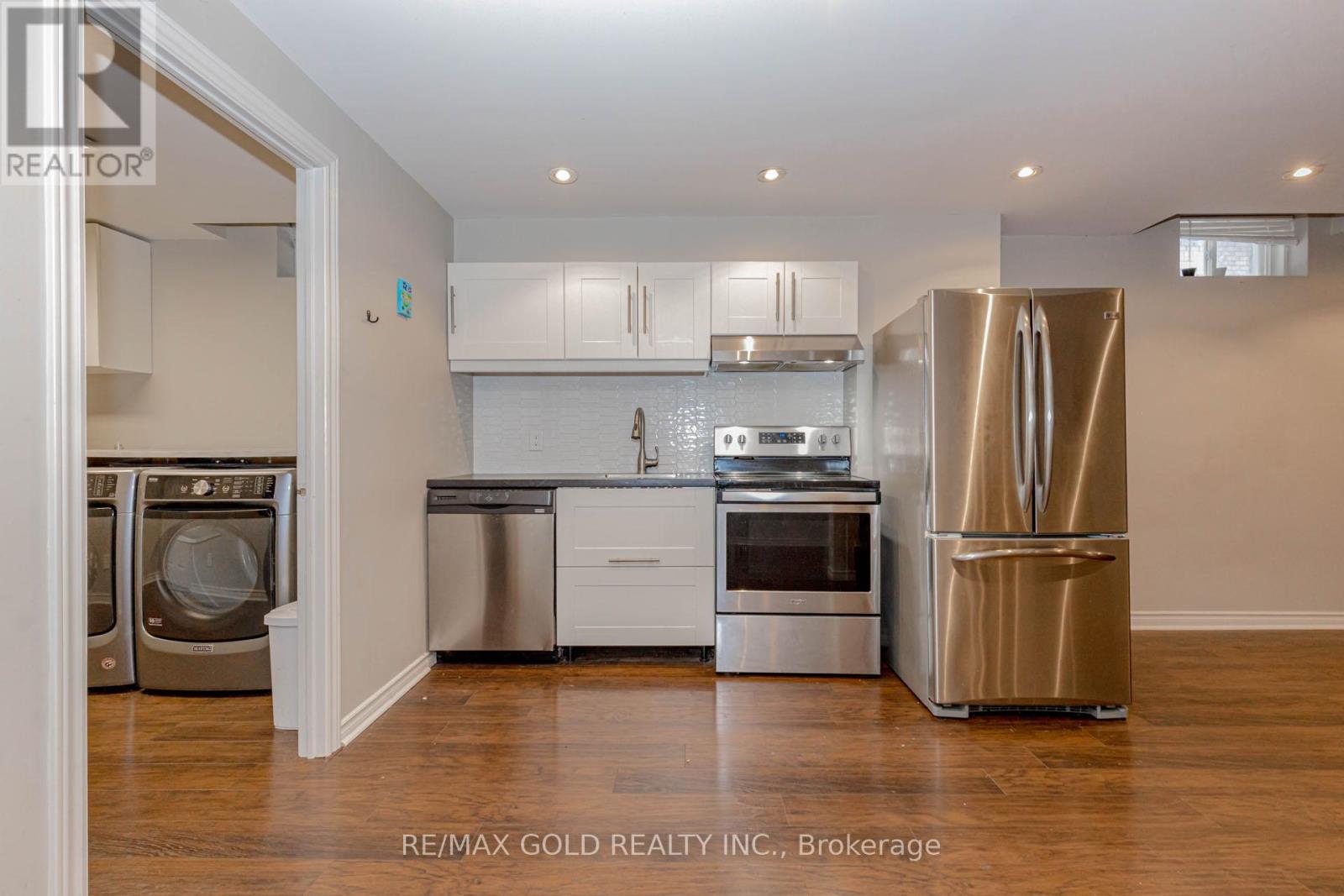 38 Esposito Drive, Caledon, Ontario  L7E 1T4 - Photo 29 - W12631772