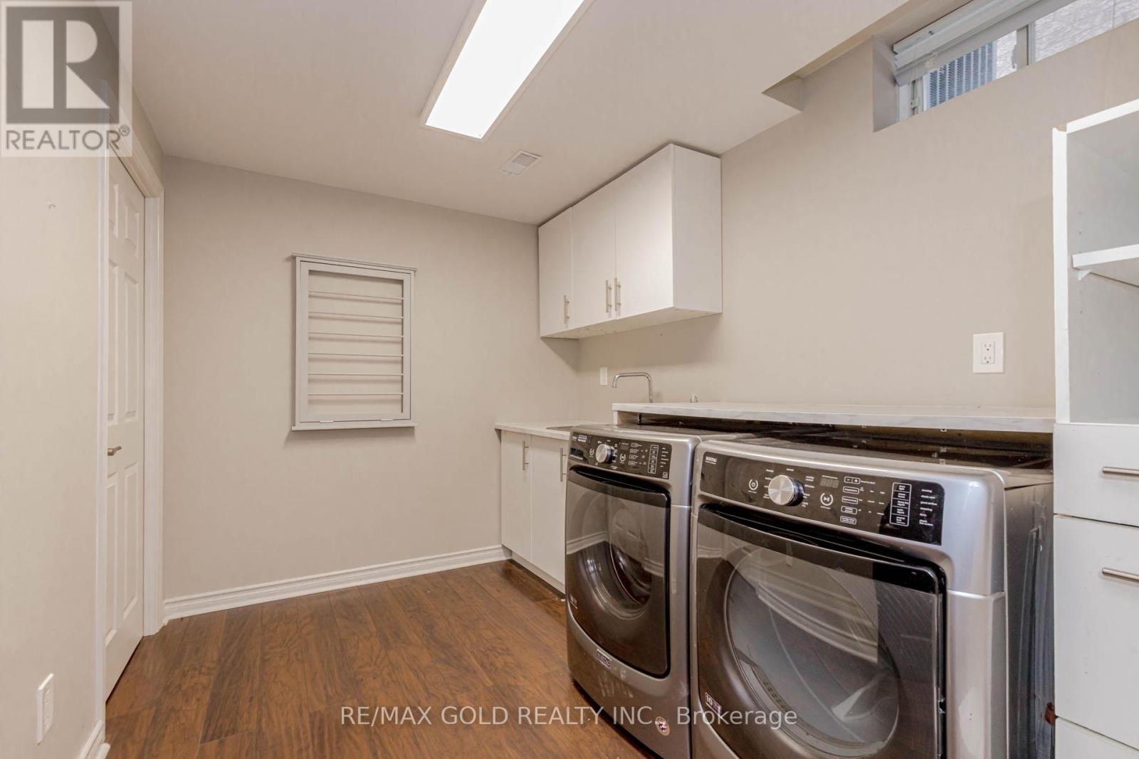 38 Esposito Drive, Caledon, Ontario  L7E 1T4 - Photo 33 - W12631772