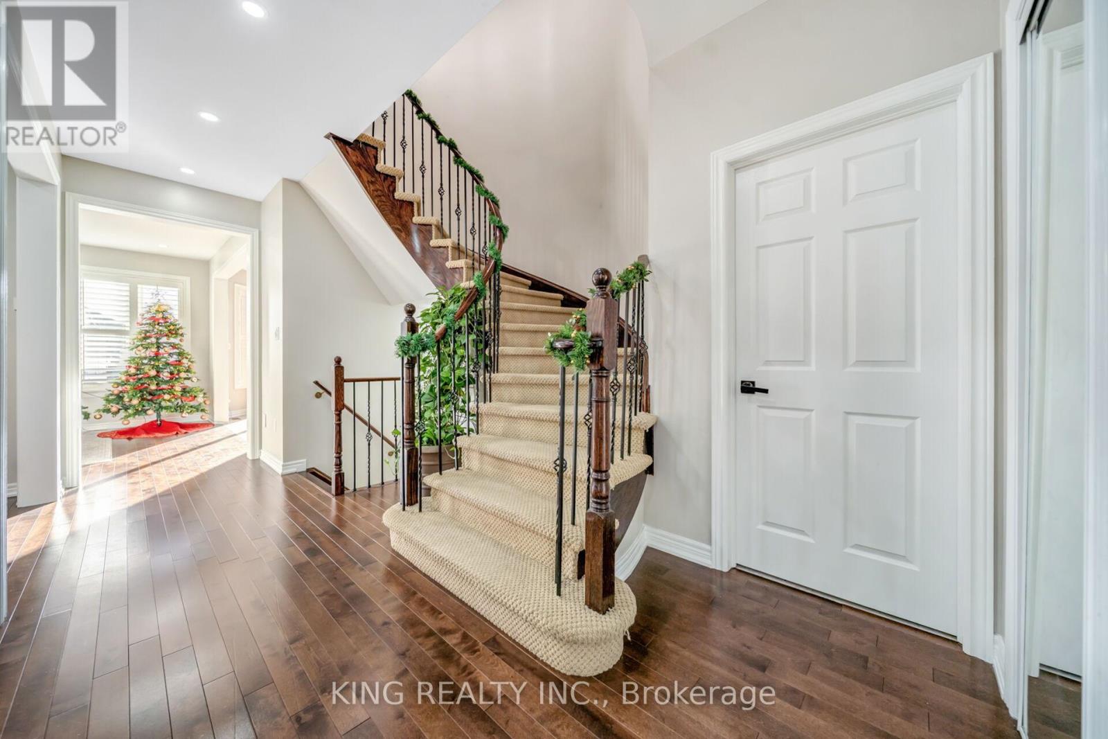 14 Seahorse Avenue, Brampton (Madoc), Ontario  L6V 4P3 - Photo 19 - W12631776