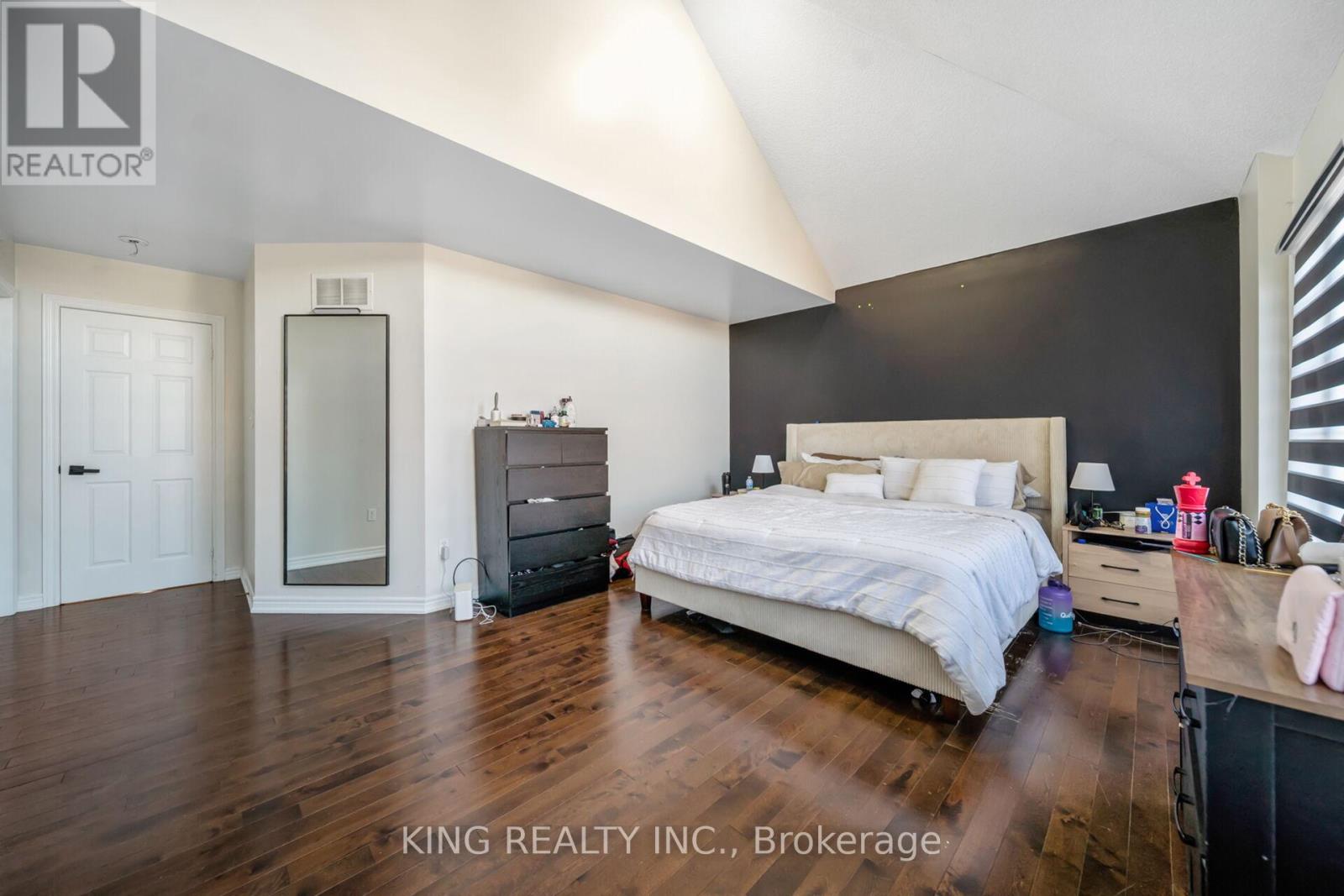 14 Seahorse Avenue, Brampton (Madoc), Ontario  L6V 4P3 - Photo 30 - W12631776