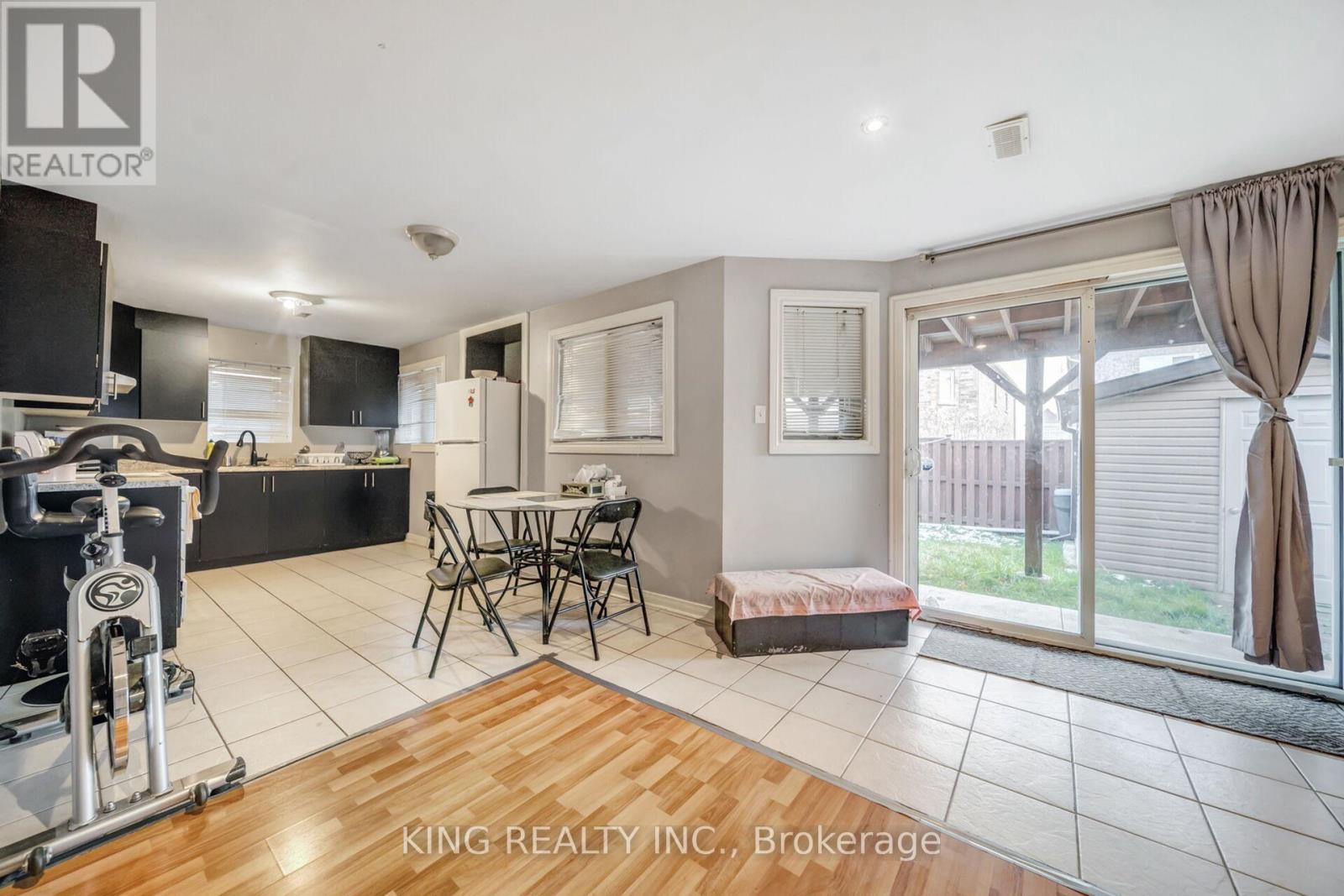 14 Seahorse Avenue, Brampton (Madoc), Ontario  L6V 4P3 - Photo 38 - W12631776