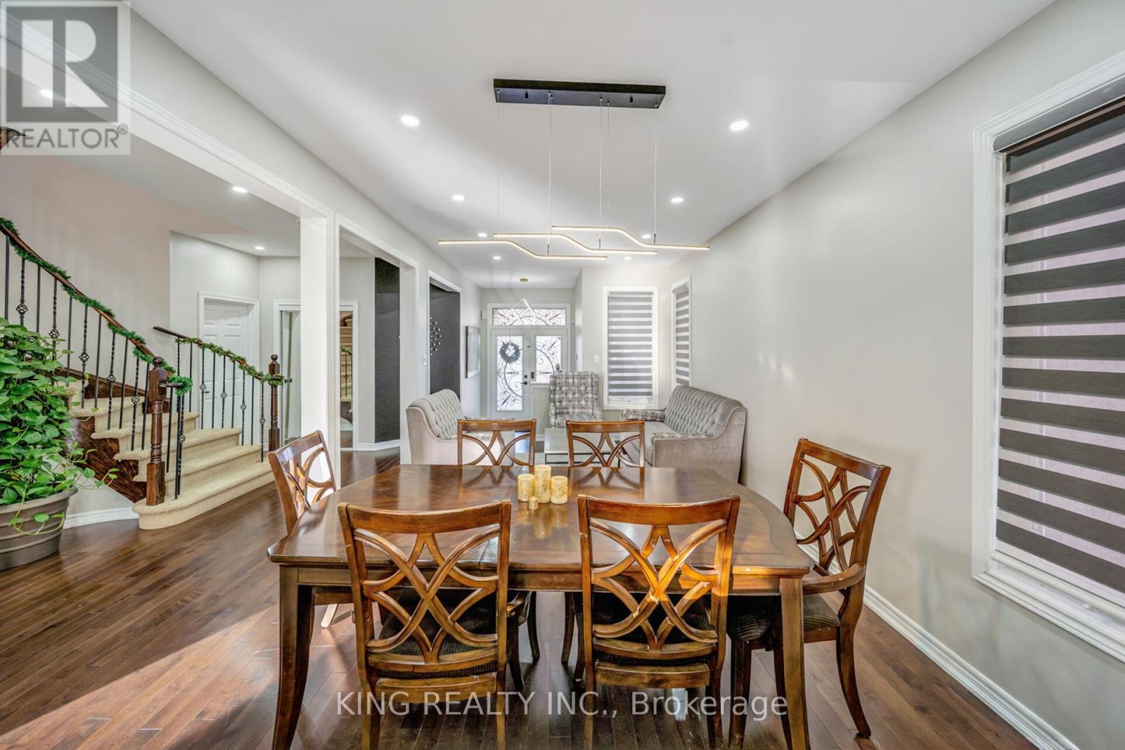 14 Seahorse Avenue, Brampton (Madoc), Ontario  L6V 4P3 - Photo 8 - W12631776