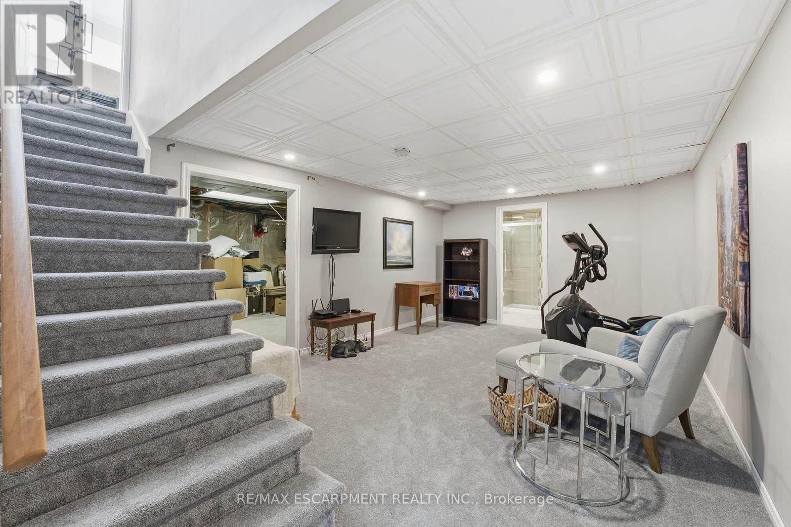 5940 Young Street, Grimsby, Ontario  L0R 2A0 - Photo 26 - X12631756