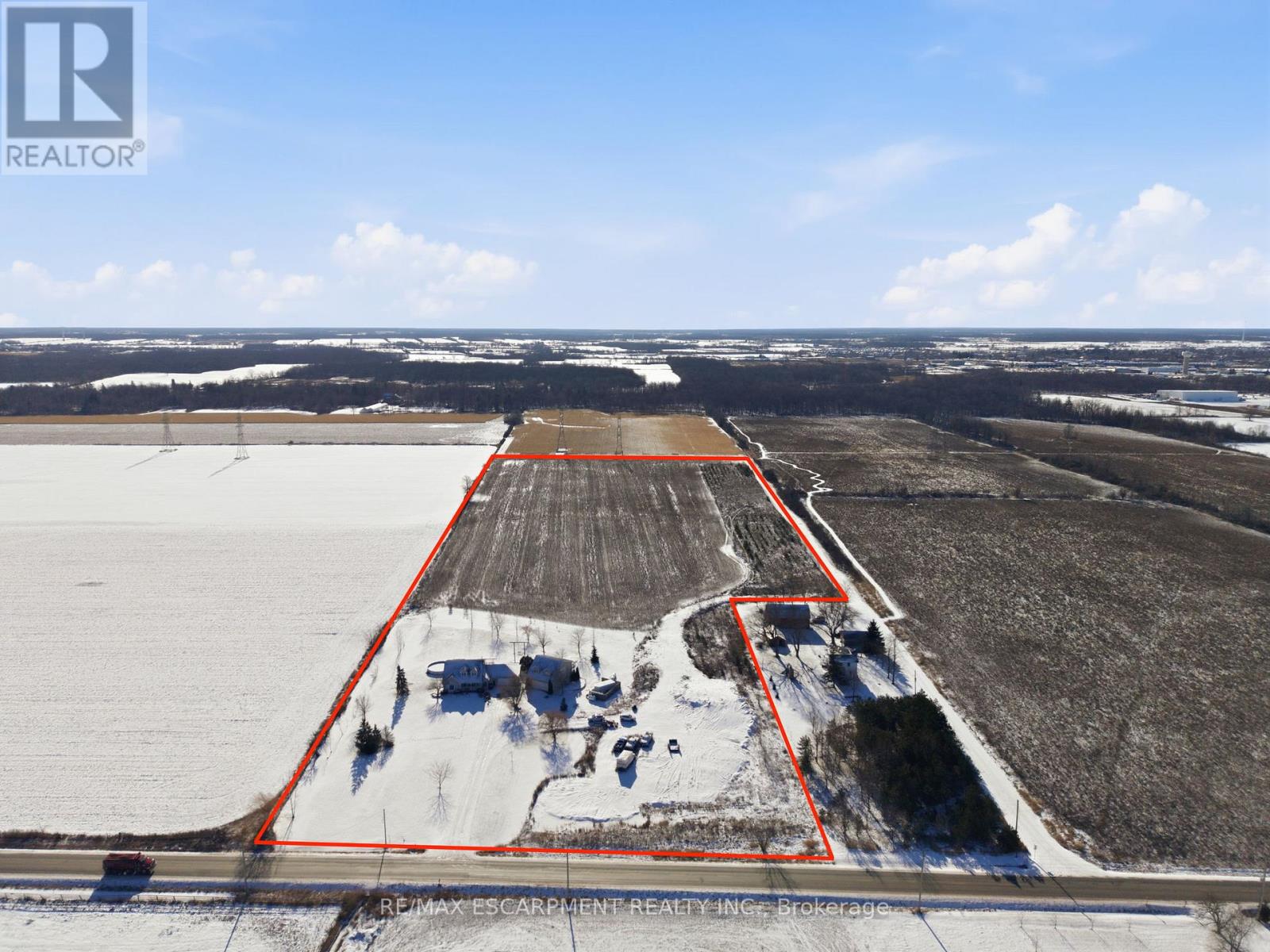 5940 Young Street, Grimsby, Ontario  L0R 2A0 - Photo 40 - X12631756