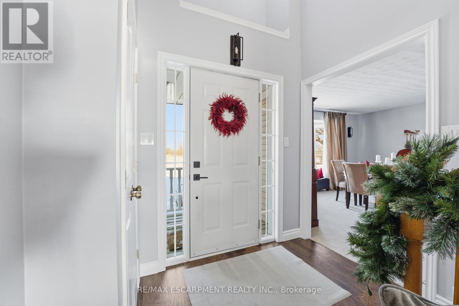 5940 Young Street, Grimsby, Ontario  L0R 2A0 - Photo 6 - X12631756