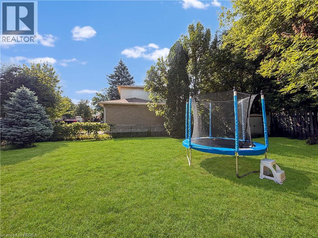 177 Banbury Road, Brantford, Ontario  N3R 7V2 - Photo 31 - 40762626