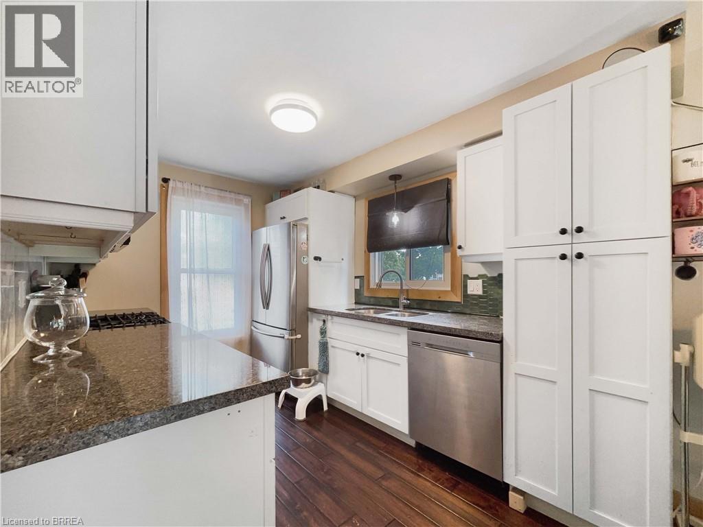 177 Banbury Road, Brantford, Ontario  N3R 7V2 - Photo 11 - 40762626