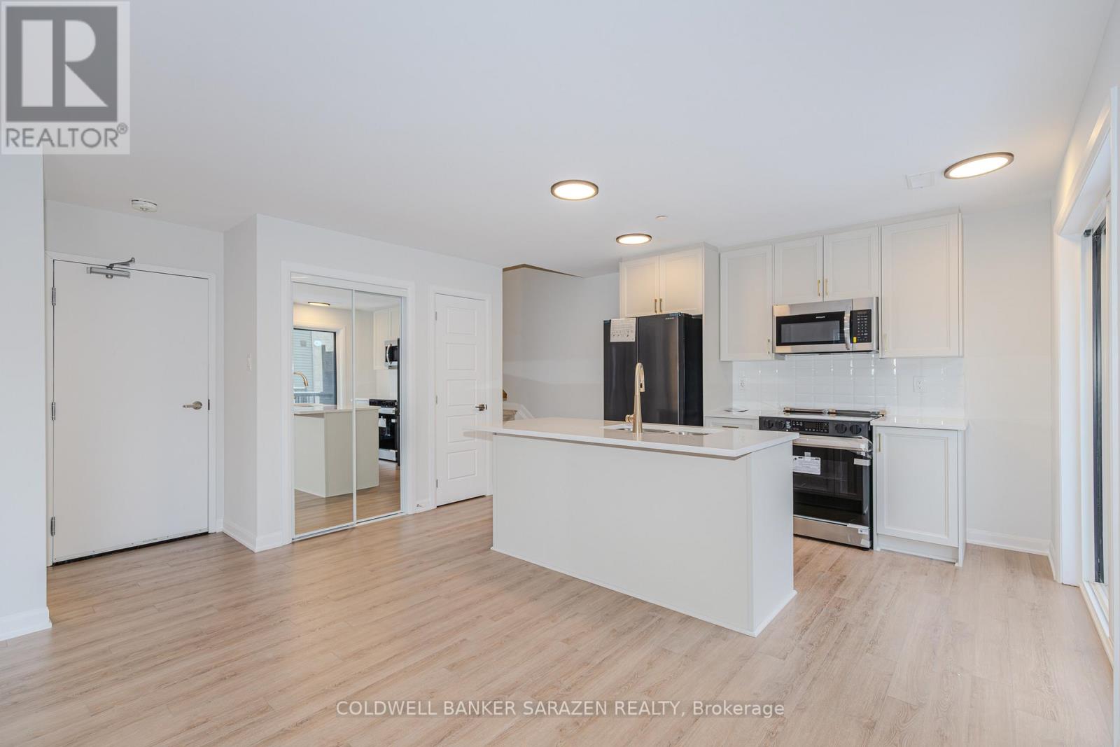 2 - 801 Glenroy Gilbert Drive, Ottawa, Ontario  K2J 5R6 - Photo 12 - X12631810