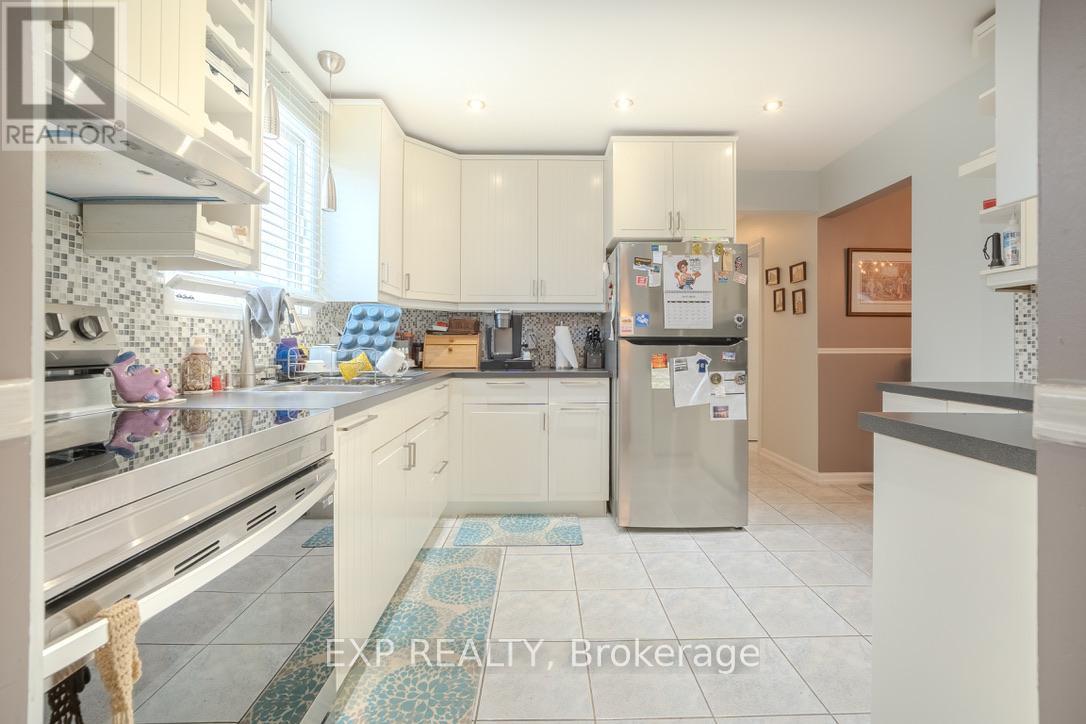 6166 Wildrose Crescent, Niagara Falls (Oldfield), Ontario  L2G 7T3 - Photo 13 - X12631788