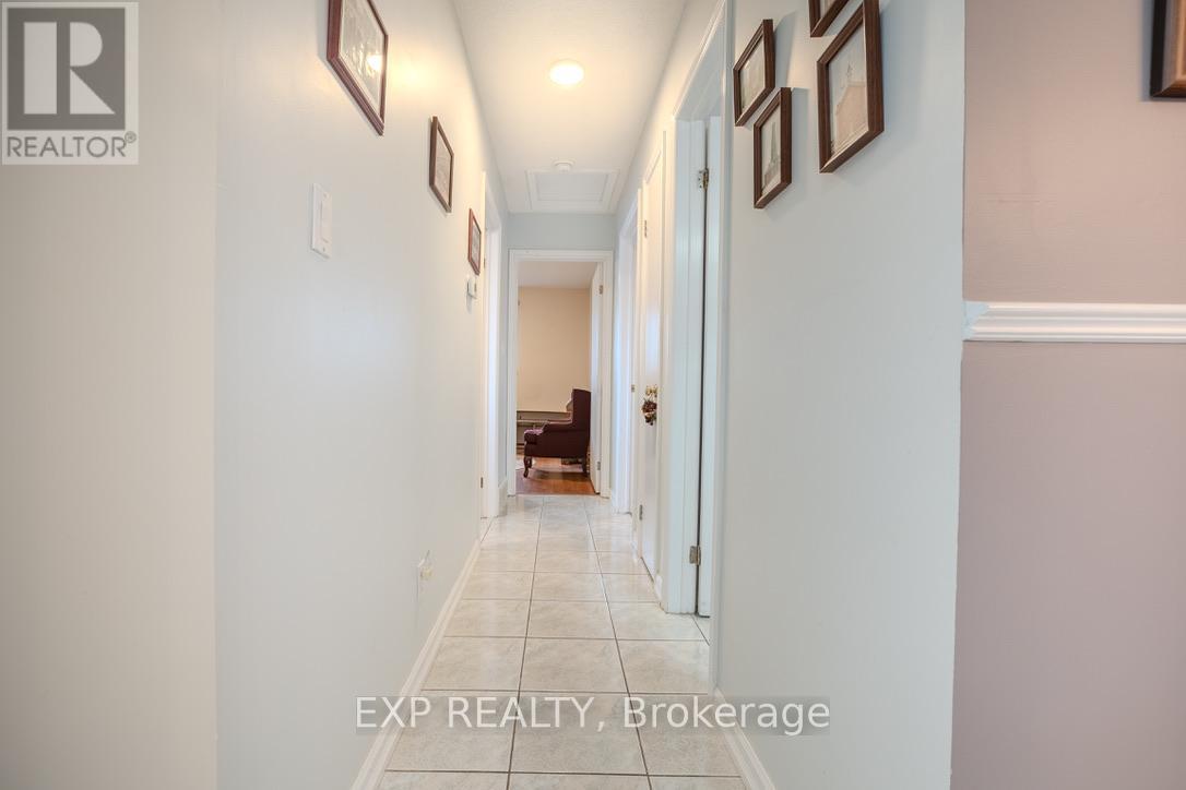 6166 Wildrose Crescent, Niagara Falls (Oldfield), Ontario  L2G 7T3 - Photo 14 - X12631788