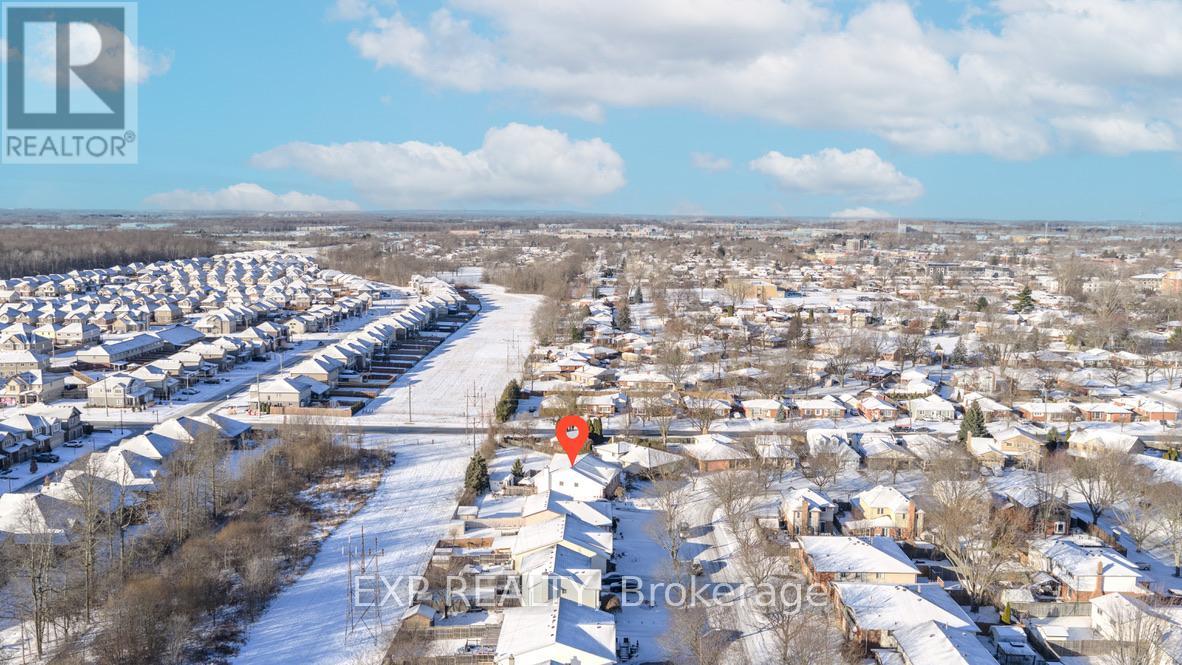 6166 Wildrose Crescent, Niagara Falls (Oldfield), Ontario  L2G 7T3 - Photo 34 - X12631788