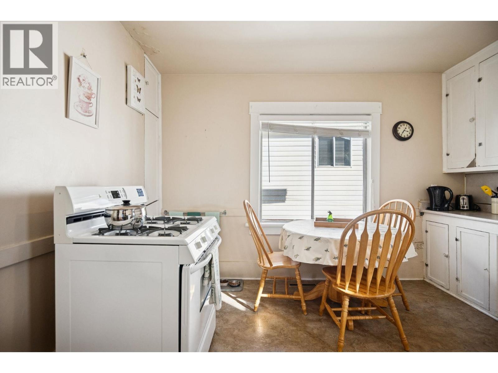 2258 Kitchener Street, Vancouver, British Columbia V5L 2X2 - Photo 12 - R3073778