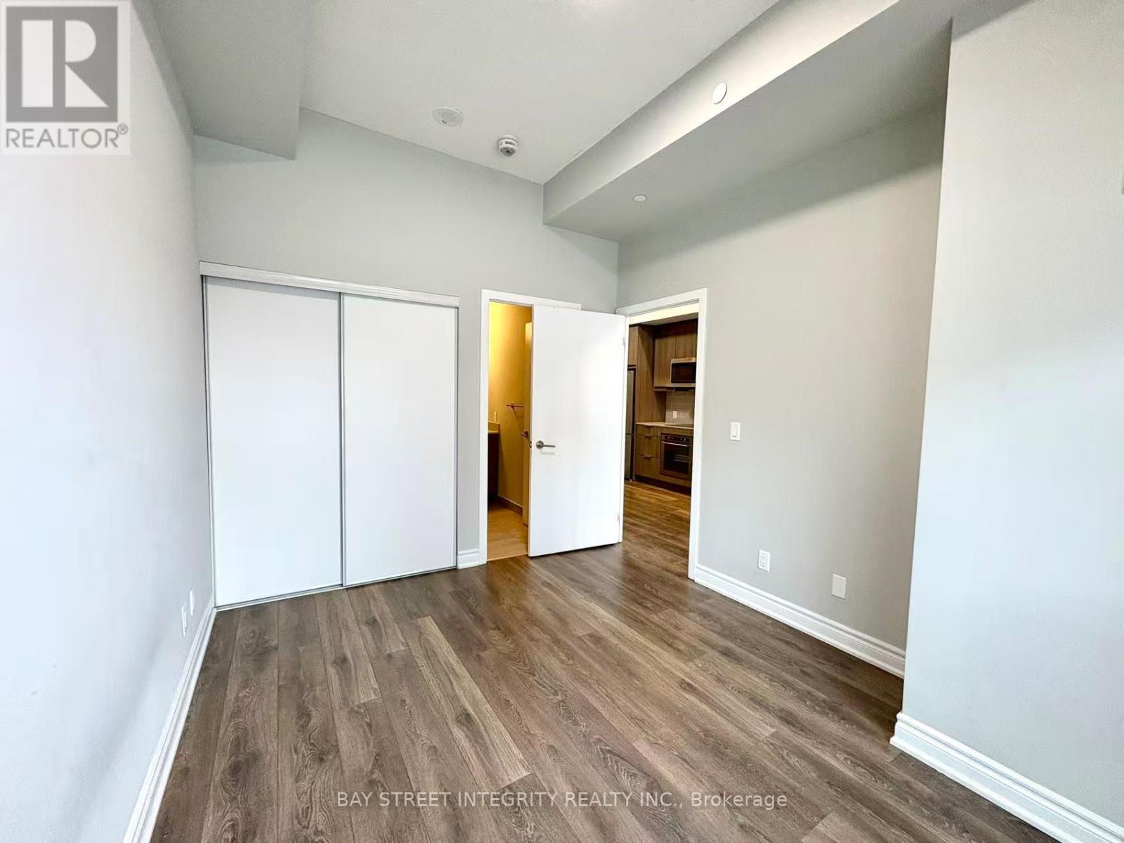 212 - 32 Forest Manor Road, Toronto (Henry Farm), Ontario  M2J 0H2 - Photo 12 - C12631794