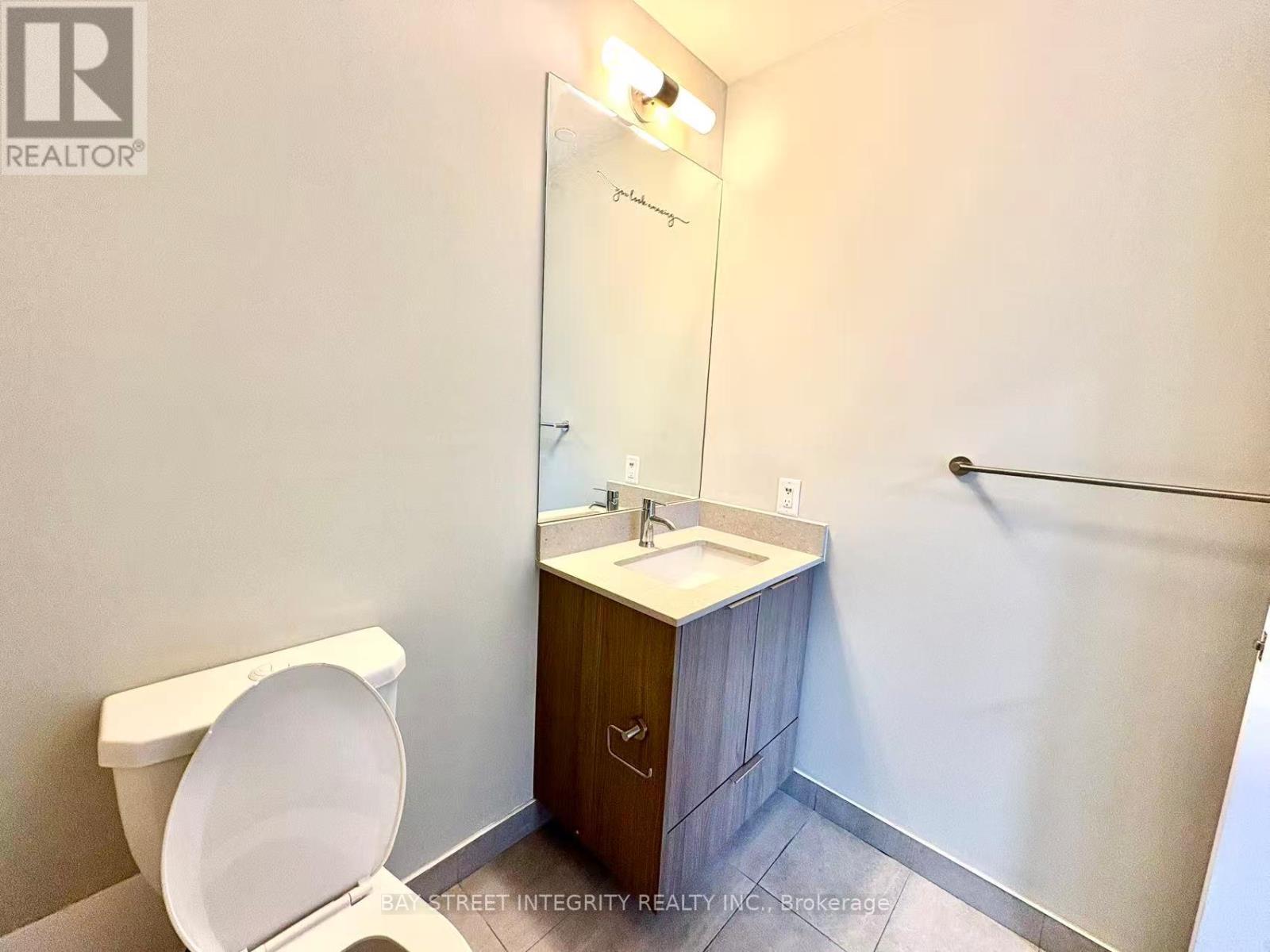 212 - 32 Forest Manor Road, Toronto (Henry Farm), Ontario  M2J 0H2 - Photo 14 - C12631794