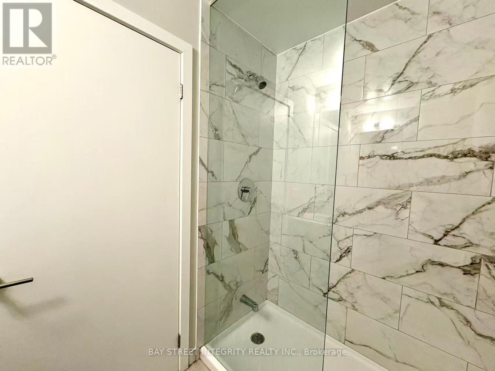 212 - 32 Forest Manor Road, Toronto (Henry Farm), Ontario  M2J 0H2 - Photo 19 - C12631794