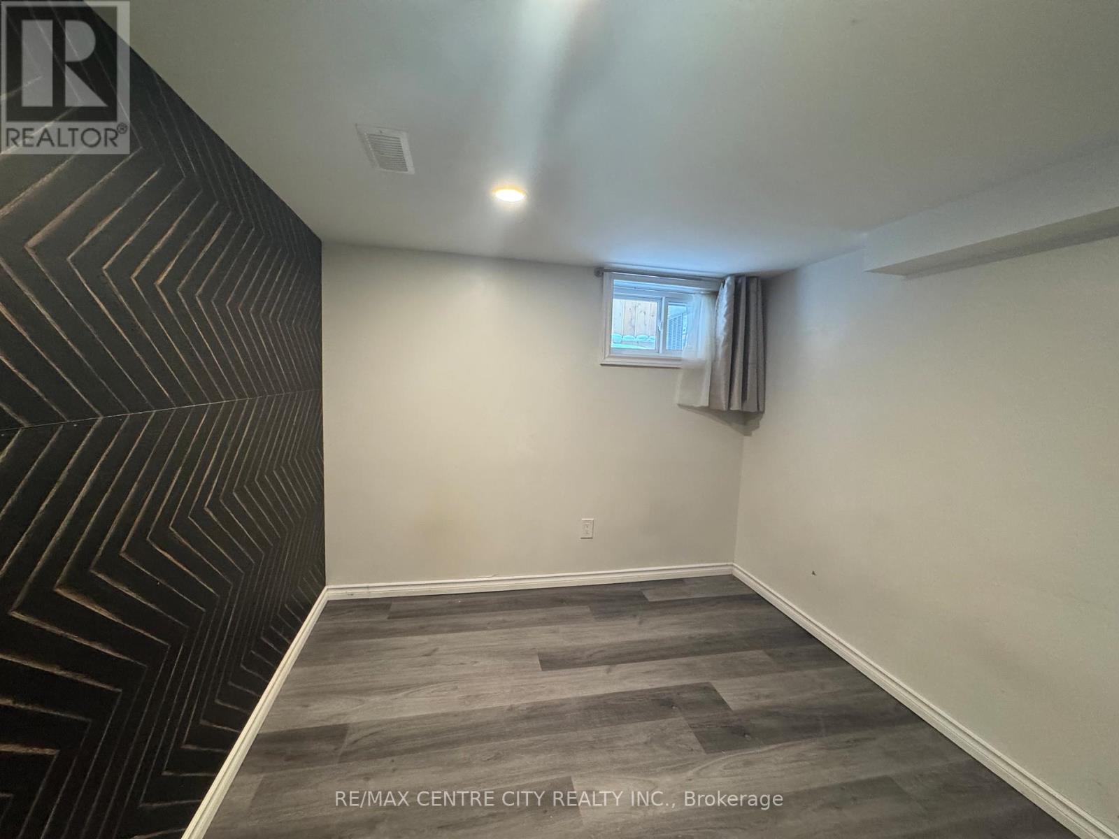 785 Fleet Street, London East, Ontario  N5Y 1R8 - Photo 38 - X12532694