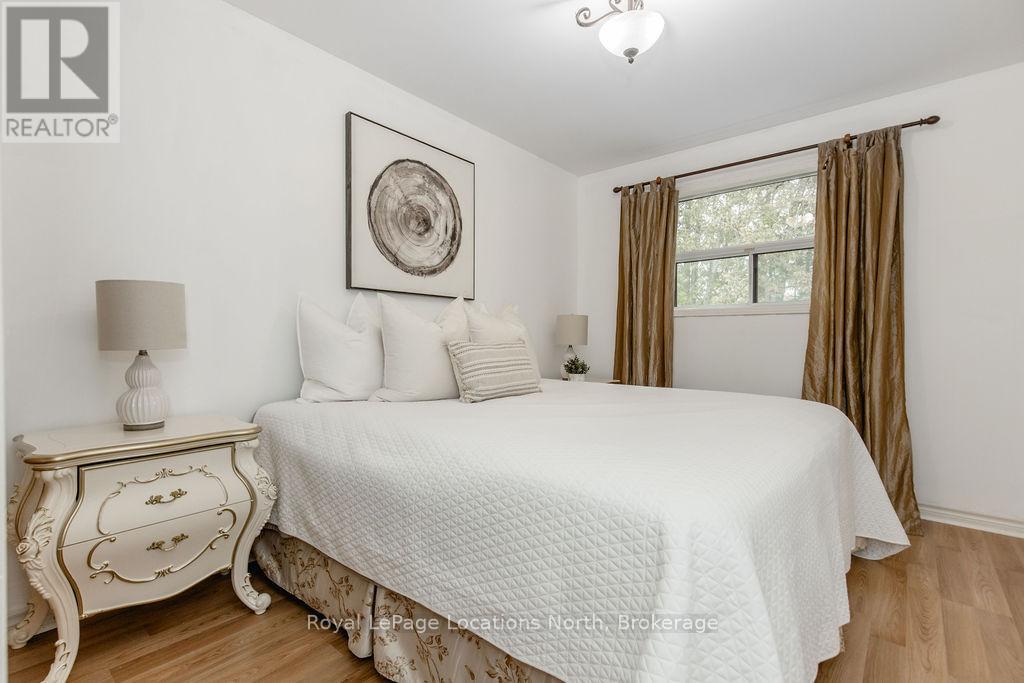 3 51st Street, Wasaga Beach, Ontario  L9Z 1X5 - Photo 14 - S12631818