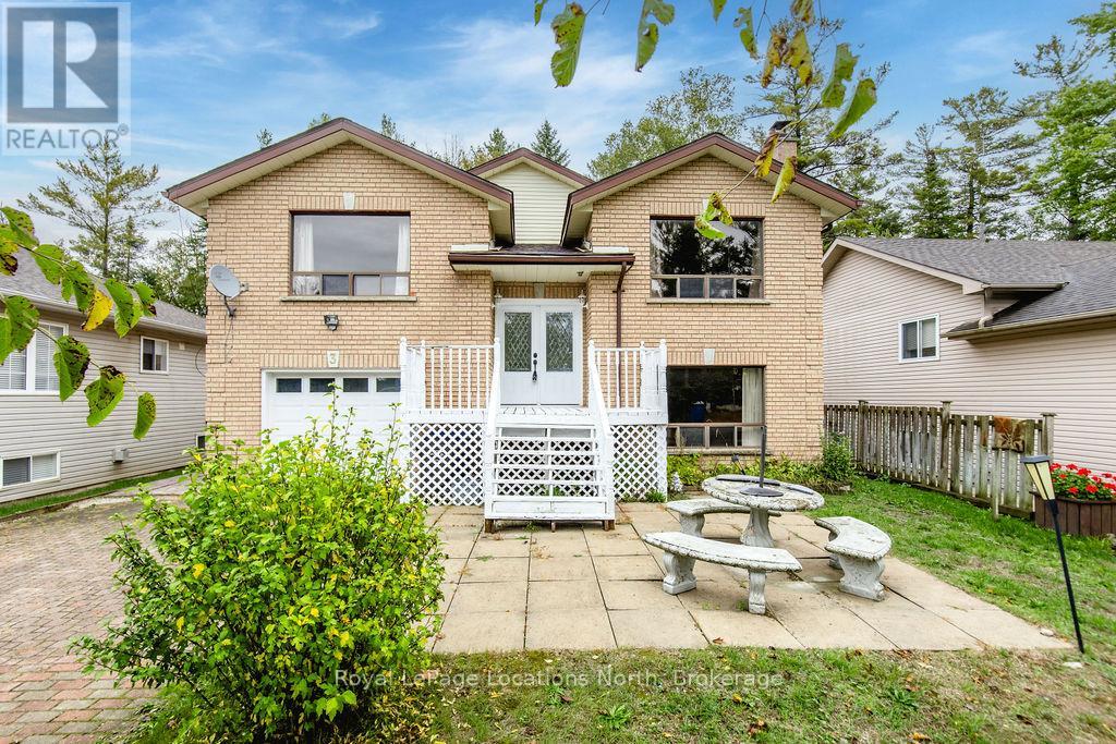 3 51st Street, Wasaga Beach, Ontario  L9Z 1X5 - Photo 2 - S12631818