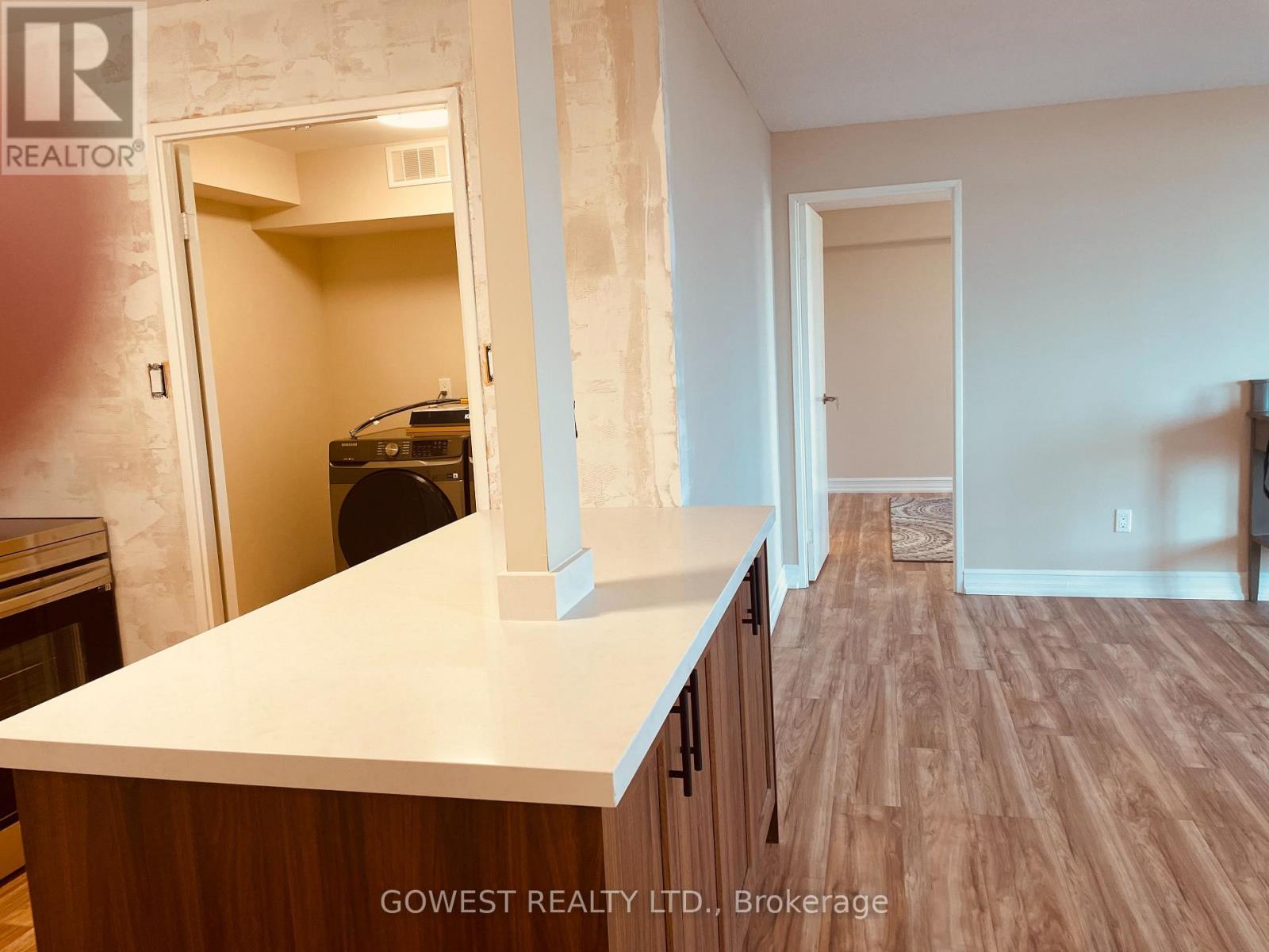 812 - 1320 Mississauga Valley Boulevard, Mississauga, Ontario  L5A 3S9 - Photo 22 - W12631784