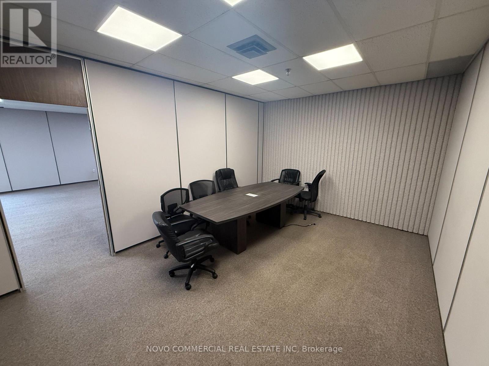 201 - 43 Goldthorne Avenue, Toronto, Ontario M8Z 5S7 - Photo 6 - W12631800