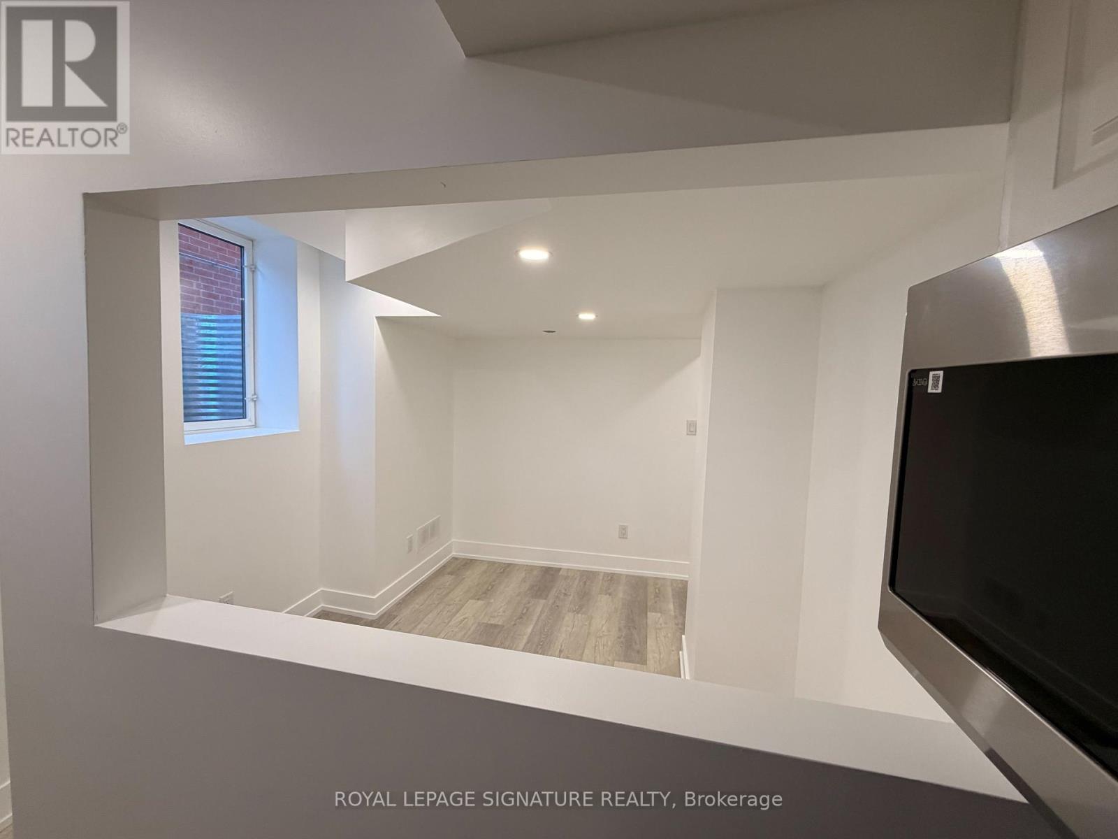 Bsmt - 2129 Glenfield Road, Oakville, Ontario  L6M 3S4 - Photo 7 - W12631804