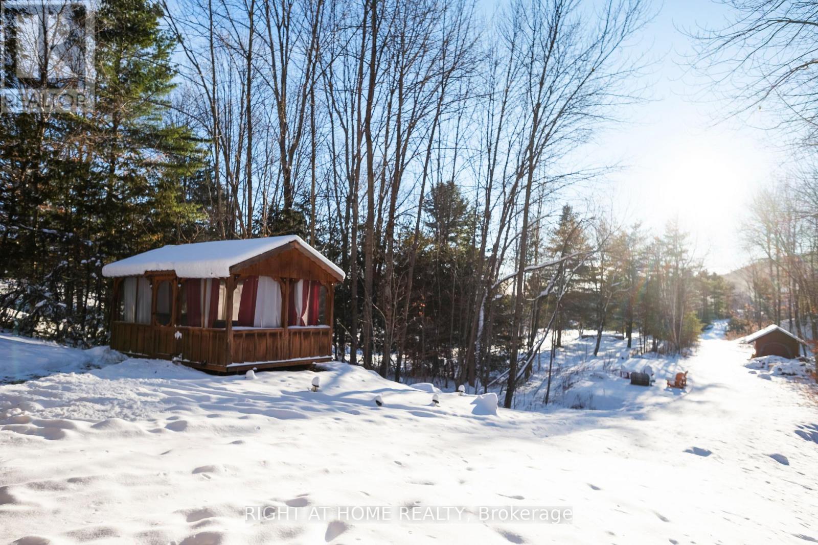 72 Viewmount Drive, Greater Madawaska, Ontario  K0J 1H0 - Photo 16 - X12631840