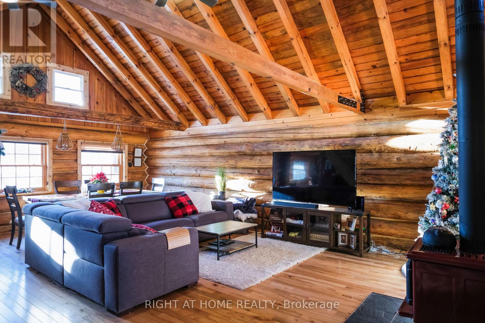 72 Viewmount Drive, Greater Madawaska, Ontario  K0J 1H0 - Photo 2 - X12631840