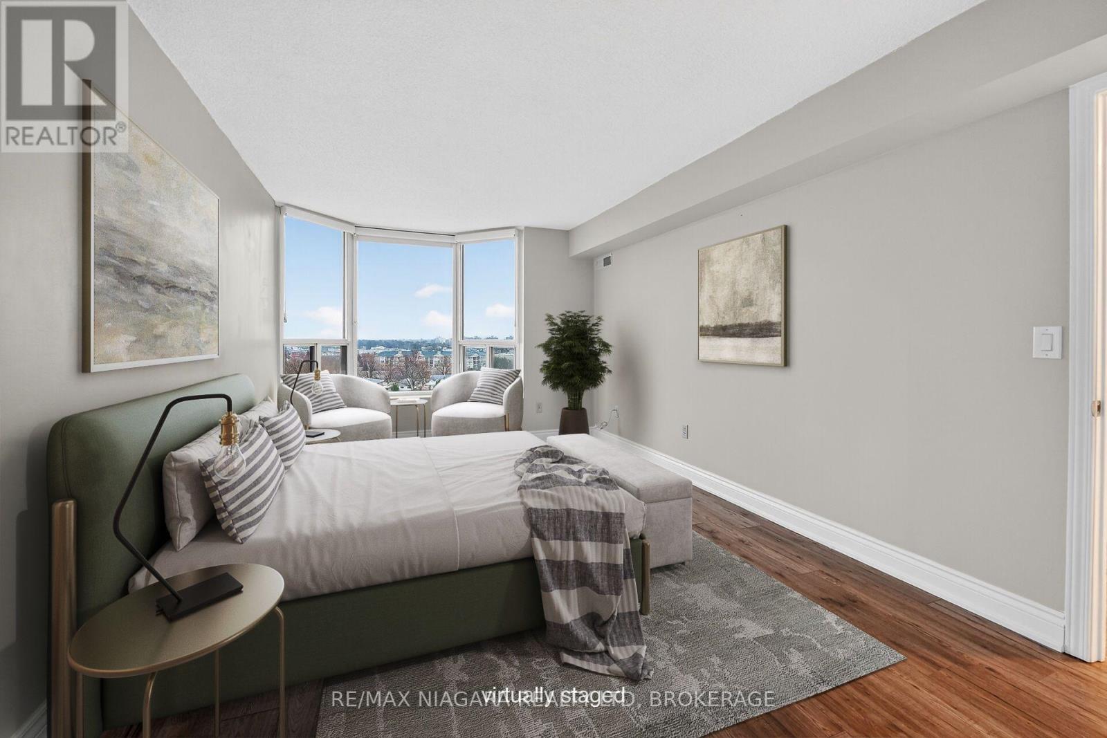 911 - 81 Scott Street, St. Catharines (Lakeport), Ontario  L2N 7L5 - Photo 12 - X12631836