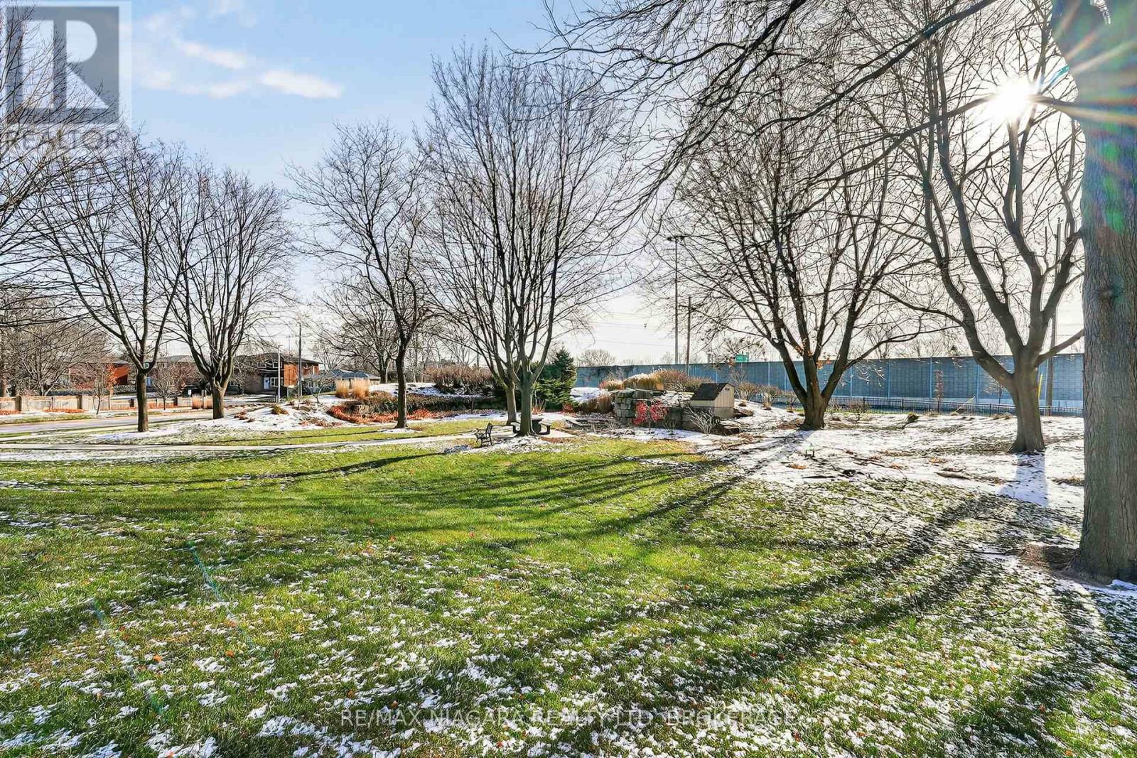 911 - 81 Scott Street, St. Catharines (Lakeport), Ontario  L2N 7L5 - Photo 35 - X12631836