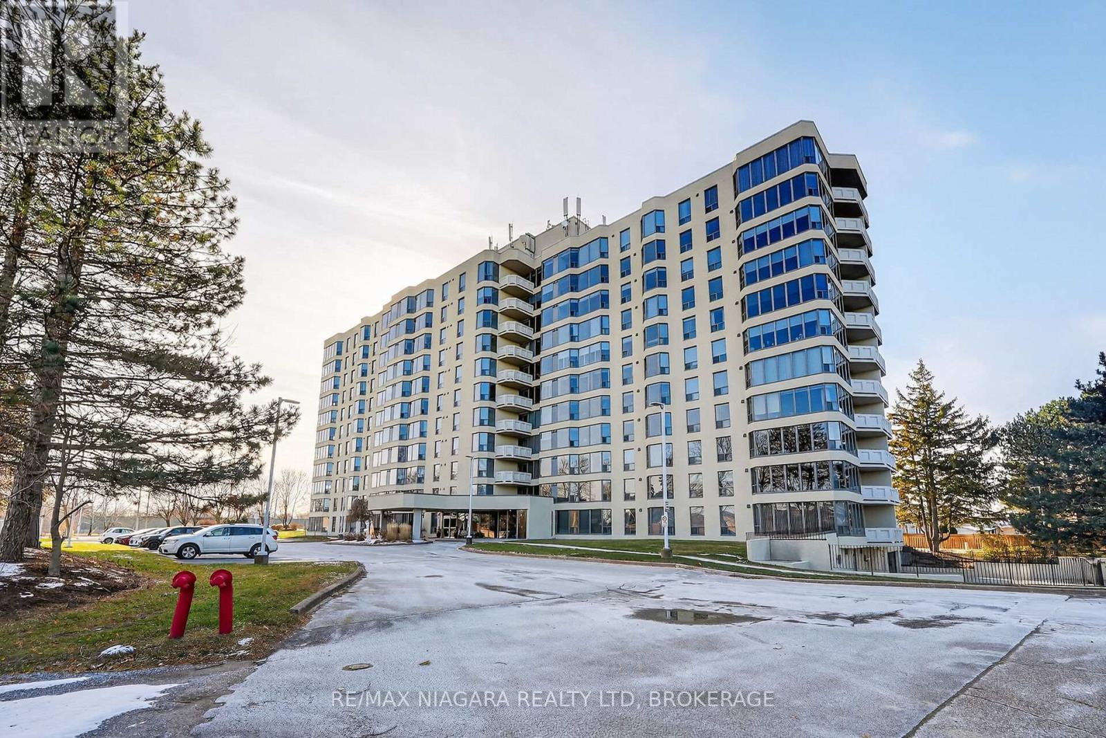 911 - 81 Scott Street, St. Catharines (Lakeport), Ontario  L2N 7L5 - Photo 49 - X12631836