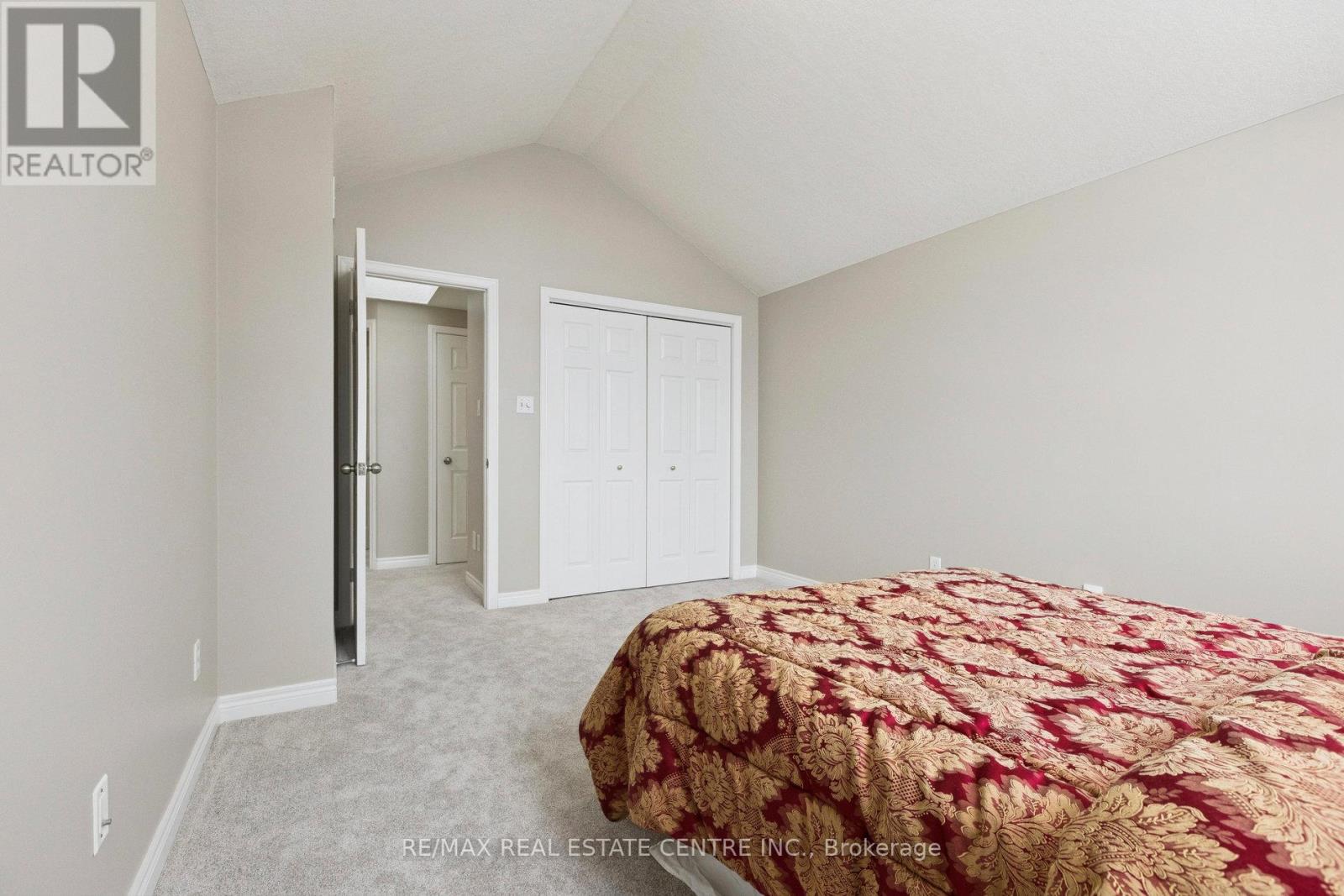 10 Periwinkle Way, Guelph, Ontario  N1L 1H8 - Photo 26 - X12609412